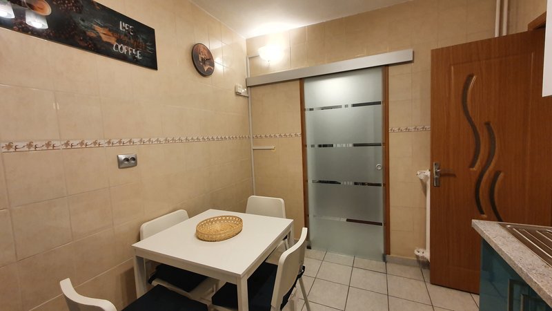 Drumul Taberei, Favorit, et. 7/10, cf. 1, 52 mp, dec. mobilat,